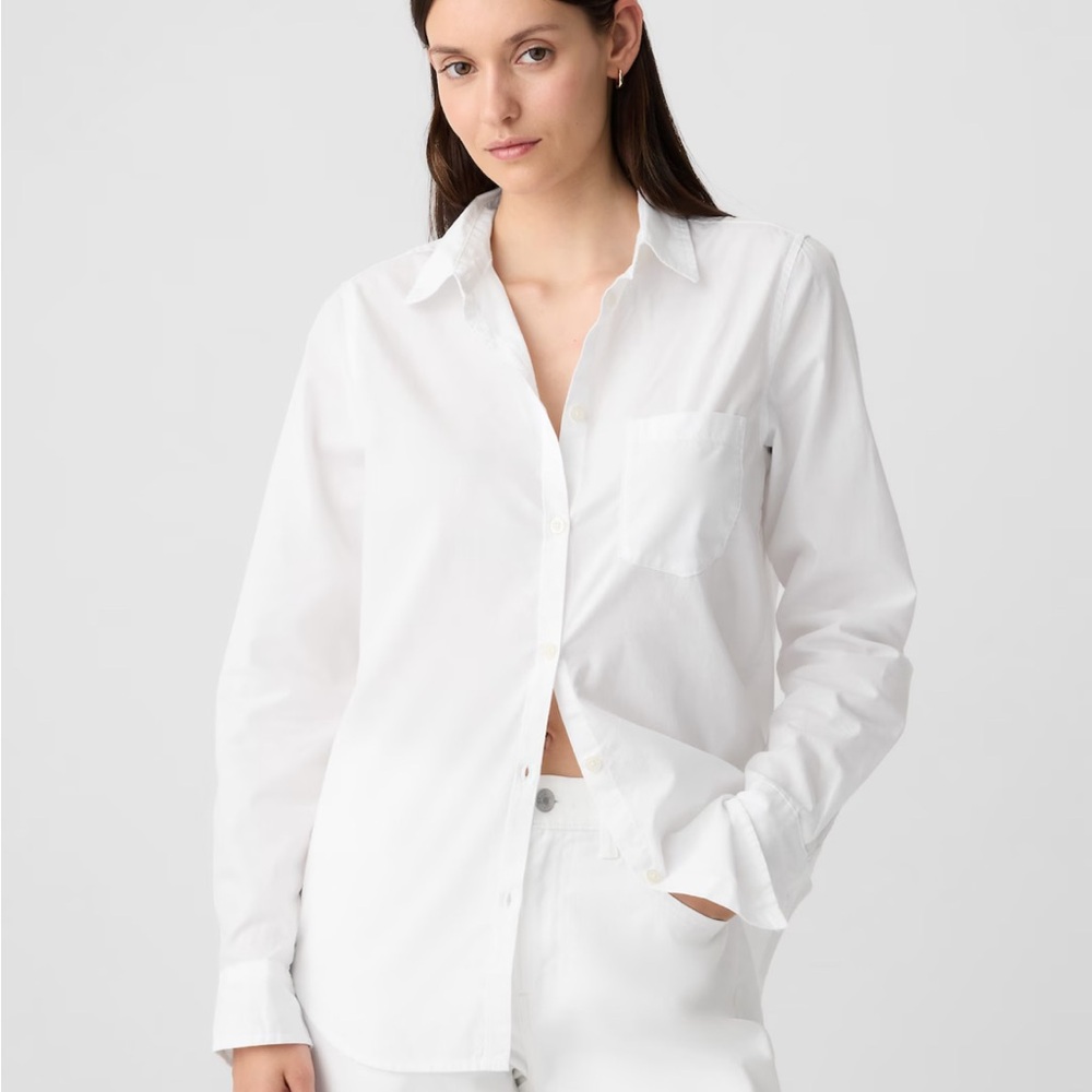 GAP Women's Classic White Button Down Shirt XL
